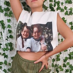 RETRO PARENT TRAP SLEEVELESS SWEATSHIRT